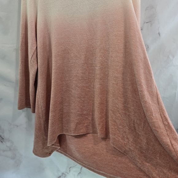 Torrid Sweater Womens 1X 1 Pink Off Shoulder Sweatshirt Ombre Super Soft Plush - Picture 8 of 11